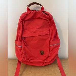 NWT Fjallraven Raven Mini Backpack